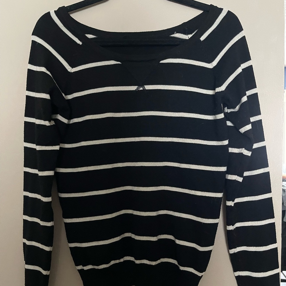 Black sweater tan strips